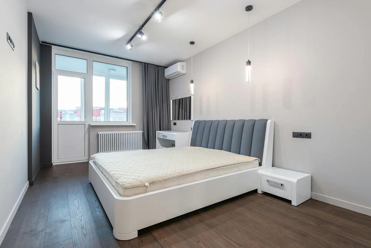 White noise machine and air purifier